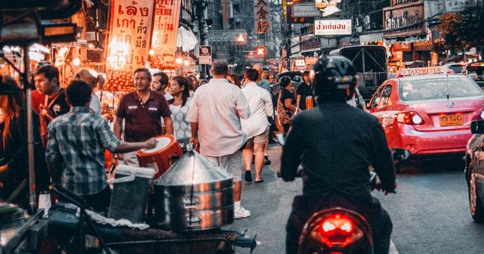 People trading goods