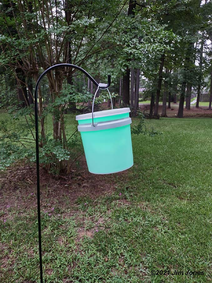 Hanging LED Bucket Light