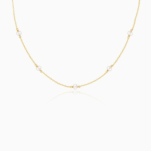 Golden Minimal Pearl Necklace